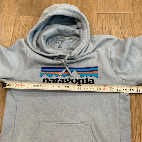 Patagonia Light Blue Hoodie with Patagonia Logo Men’s Small/Women’s Medium - Picture 4 of 9
